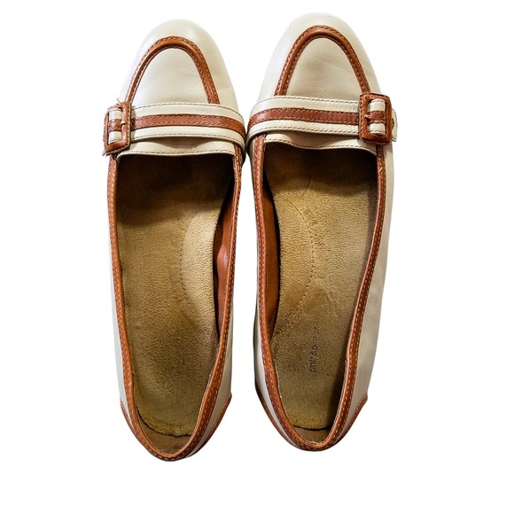 Croft & Barrow Women’s Cream Brown Leather Flats Loafers Size 8.5 - Picture 1 of 6